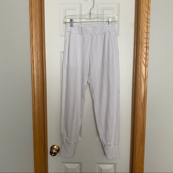 Vitamin A West Pant in White Size Small - Picture 2 of 10